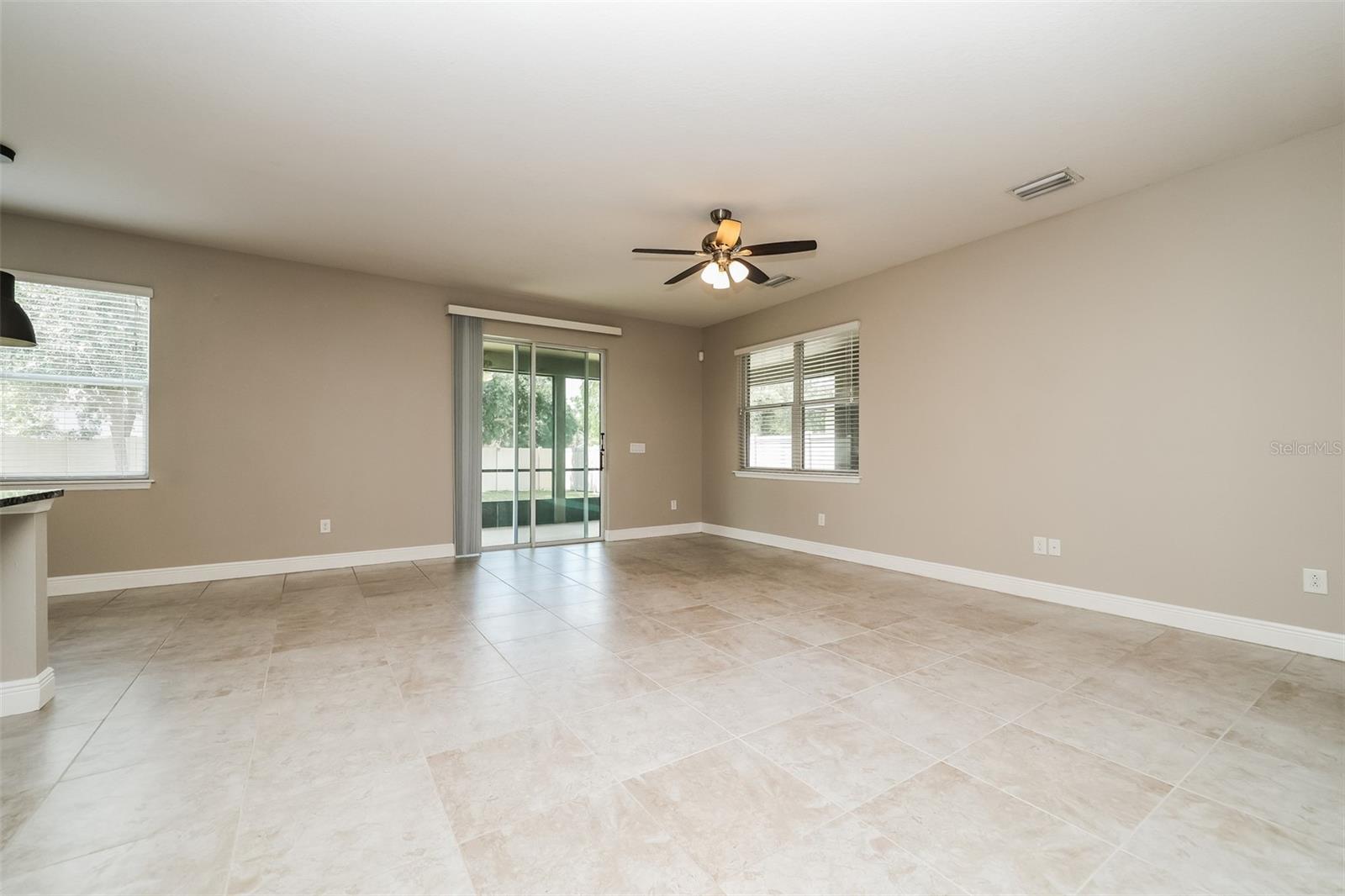 11140 SPRING POINT CIRCLE