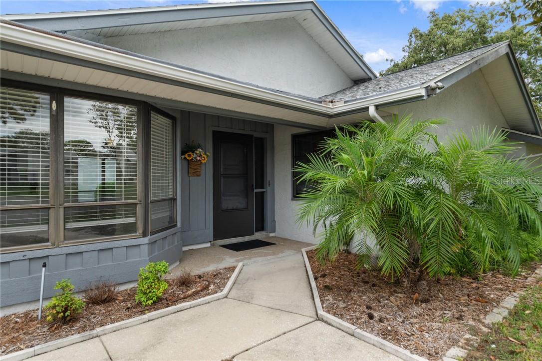 8 W Winged Foot COURT
