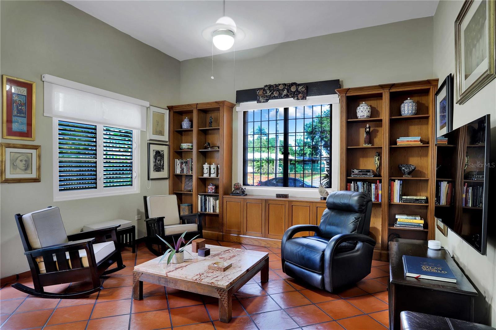 GHN- VILLA CAPARRA - Residential