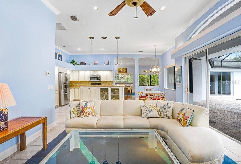 WESTCHASE - Residential