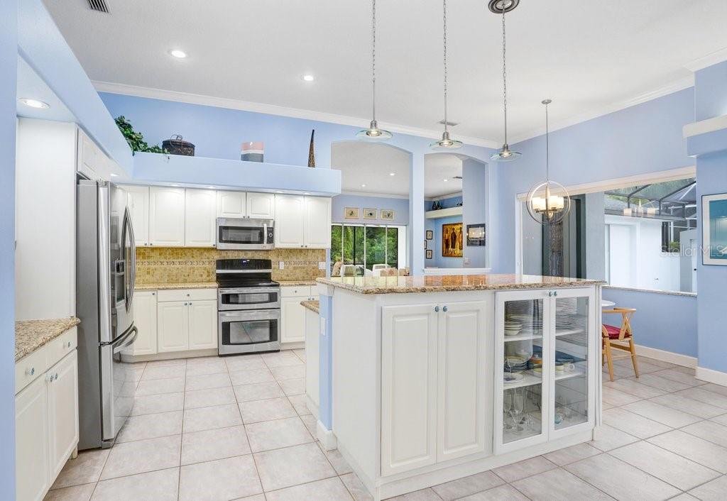 WESTCHASE - Residential