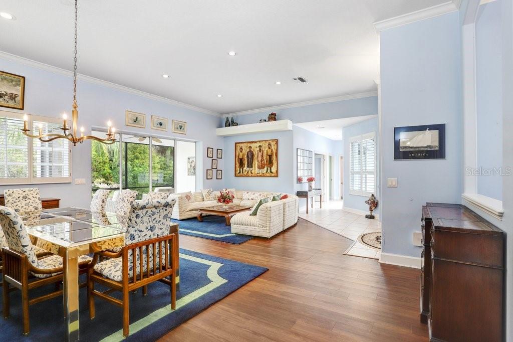 WESTCHASE - Residential