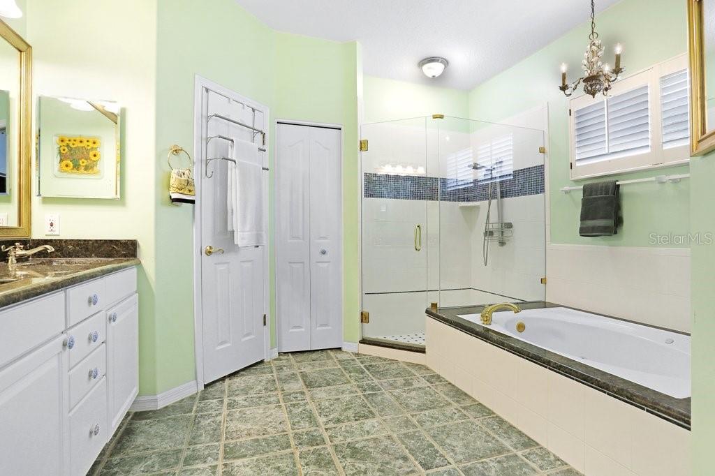 WESTCHASE - Residential