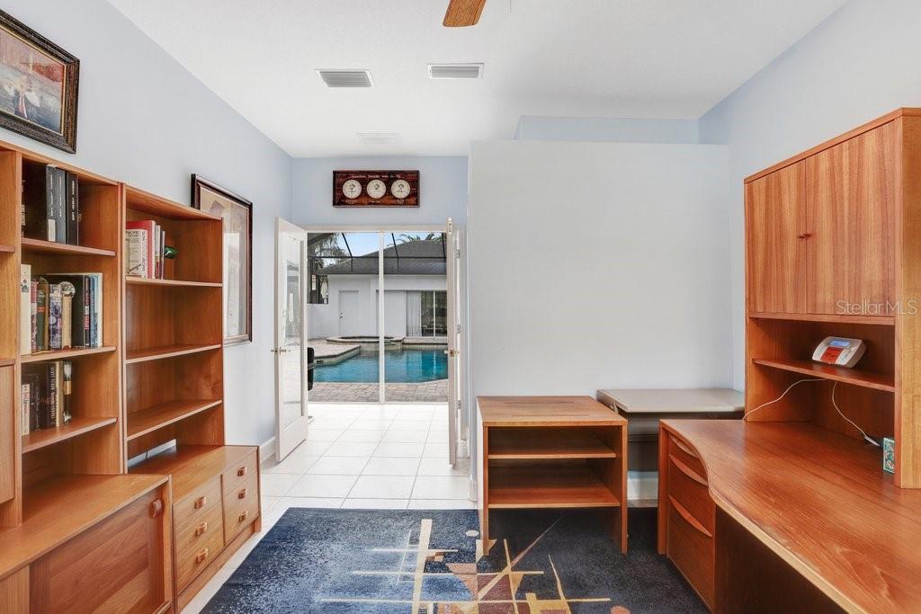 WESTCHASE - Residential