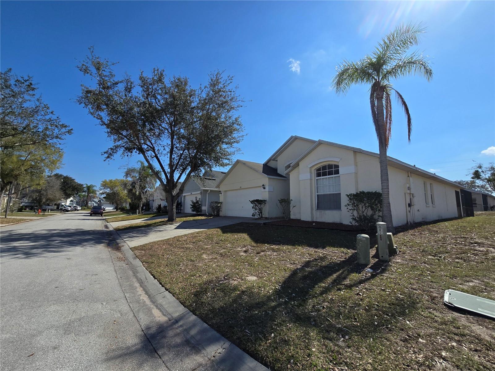 BRIDGEWATER AT TOWN CENTER - Residential Lease