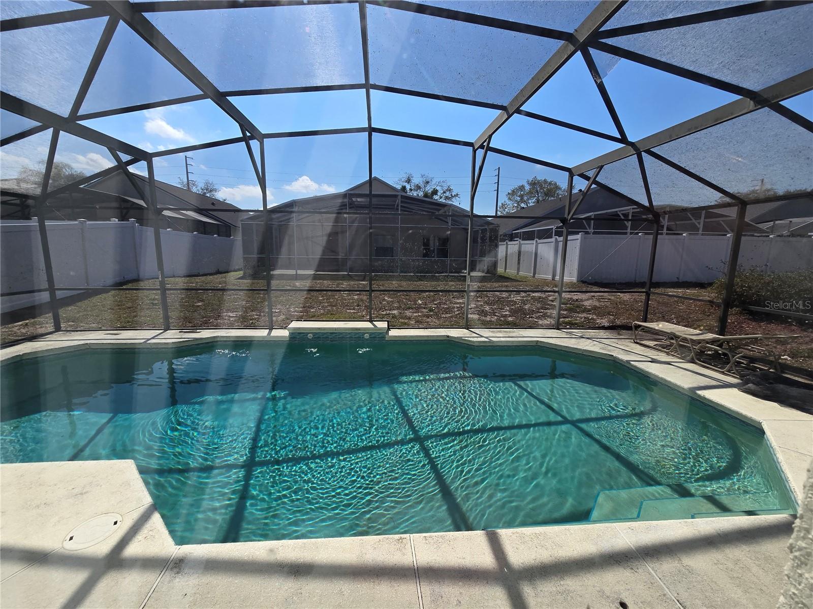 BRIDGEWATER AT TOWN CENTER - Residential Lease