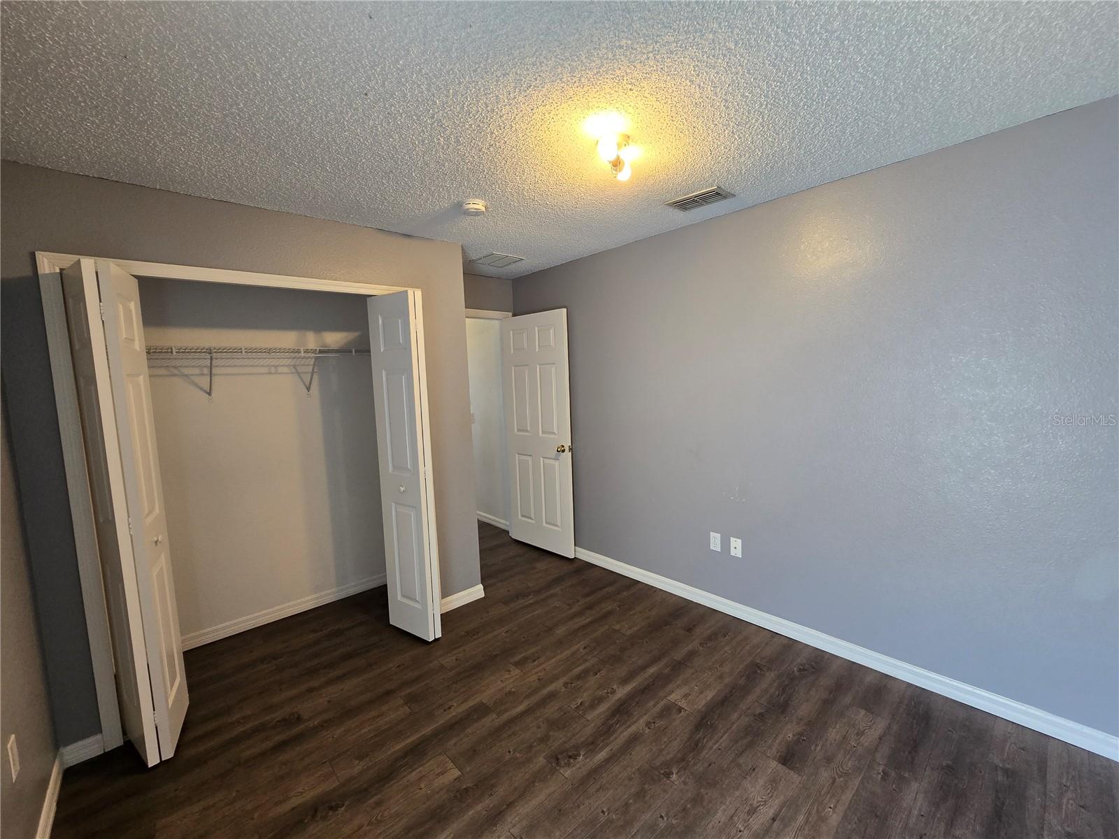 BRIDGEWATER AT TOWN CENTER - Residential Lease