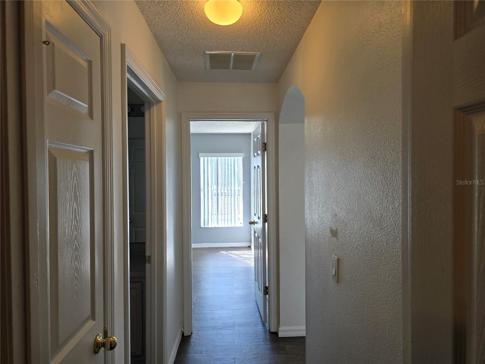 BRIDGEWATER AT TOWN CENTER - Residential Lease