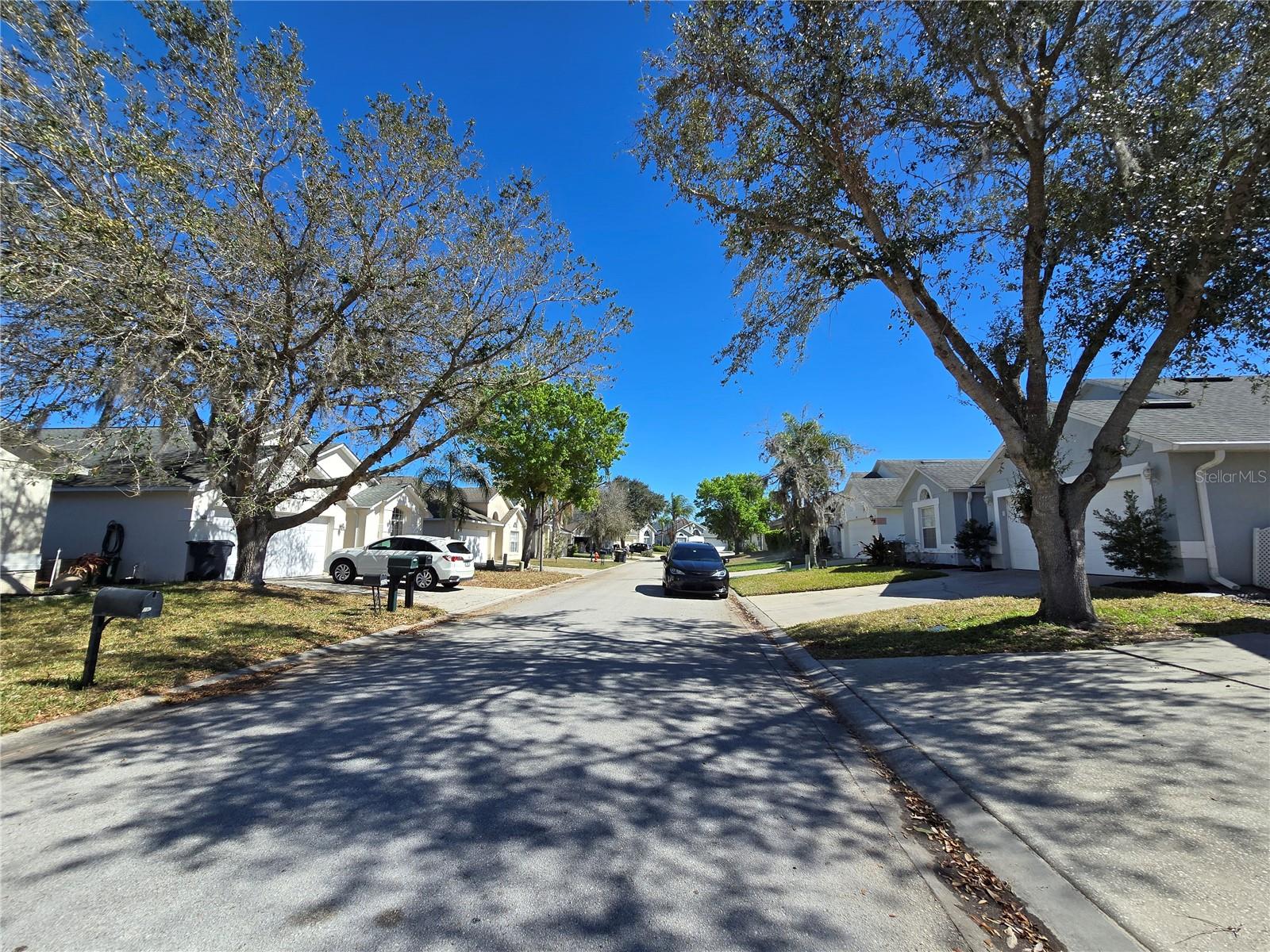 BRIDGEWATER AT TOWN CENTER - Residential Lease