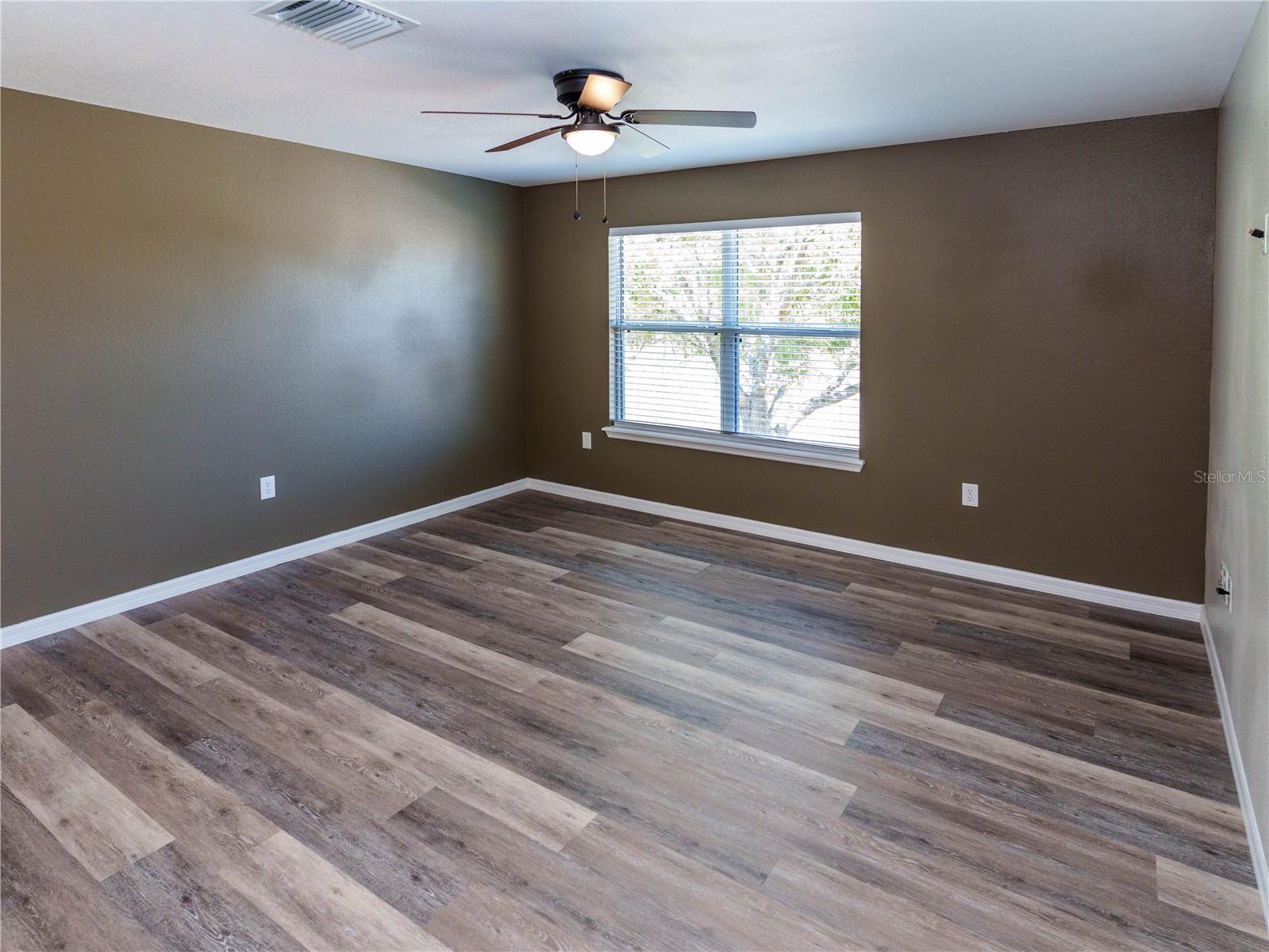 COLONY LAKES - Residential Lease