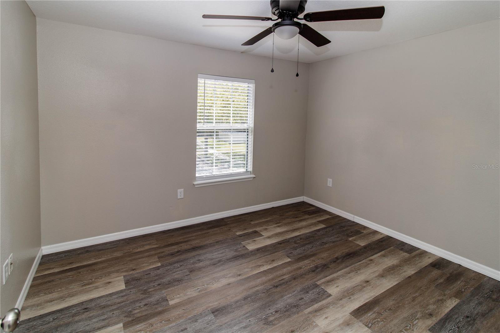 COLONY LAKES - Residential Lease