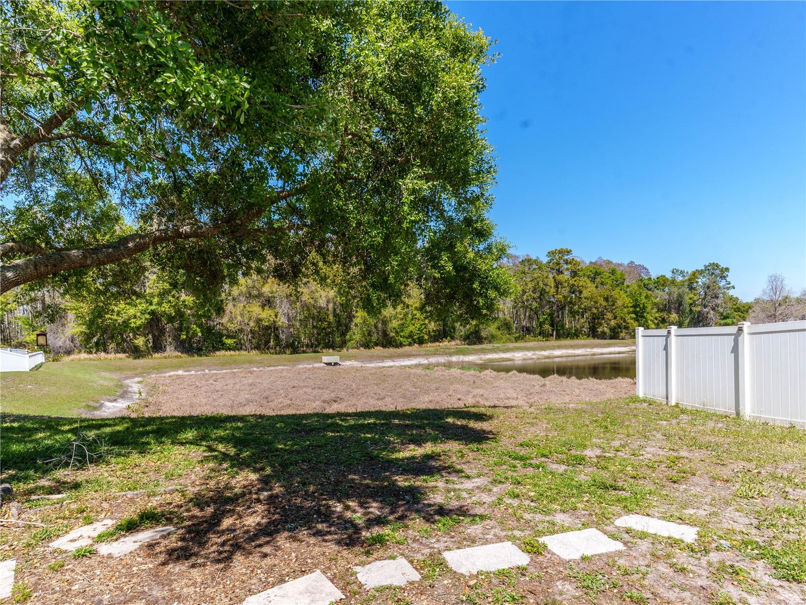 COLONY LAKES - Residential Lease