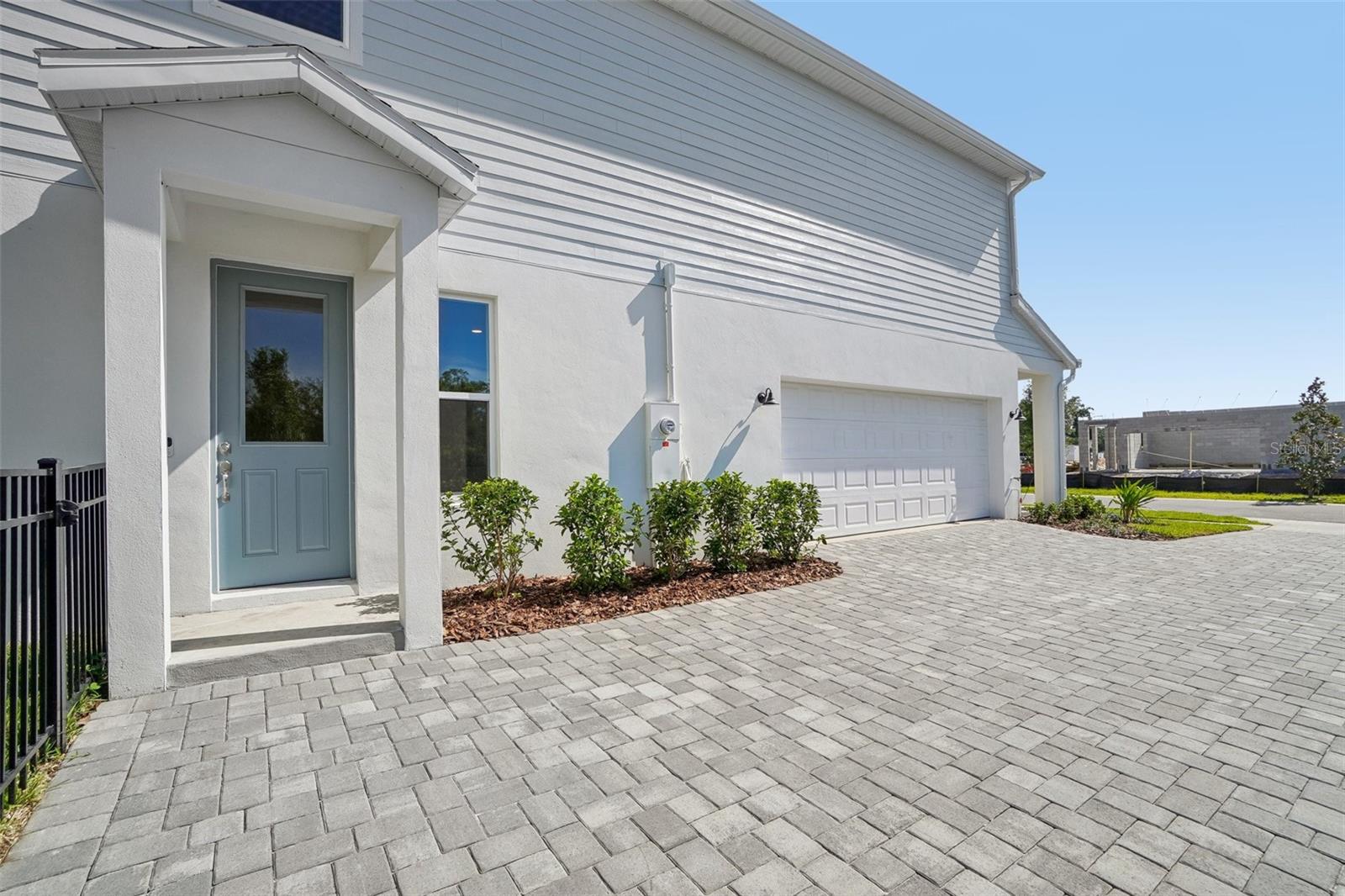 640 SILVER STREAM COURT