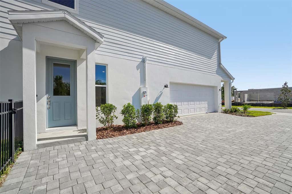 Photo of 640 Silver Stream Court, Brandon, FL 33511 (MLS # TB8536730)