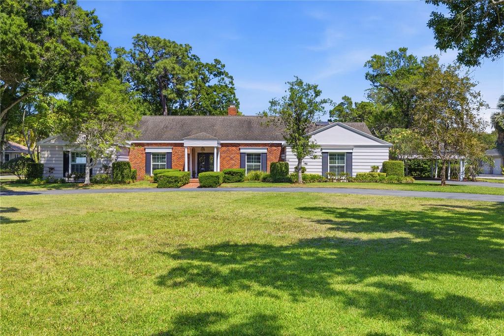 Photo of 1749 Long Bow Lane, Clearwater, FL 33764 (MLS # TB8507097)