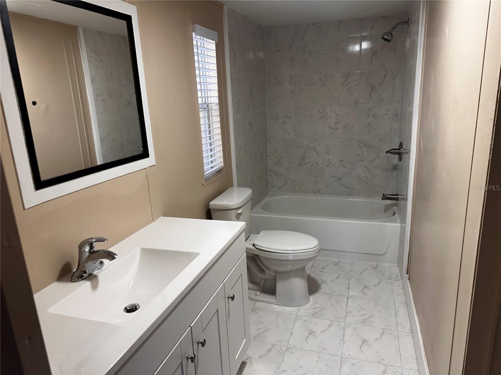 TROPICAL ACRES SOUTH UNIT 3 - Residential Lease