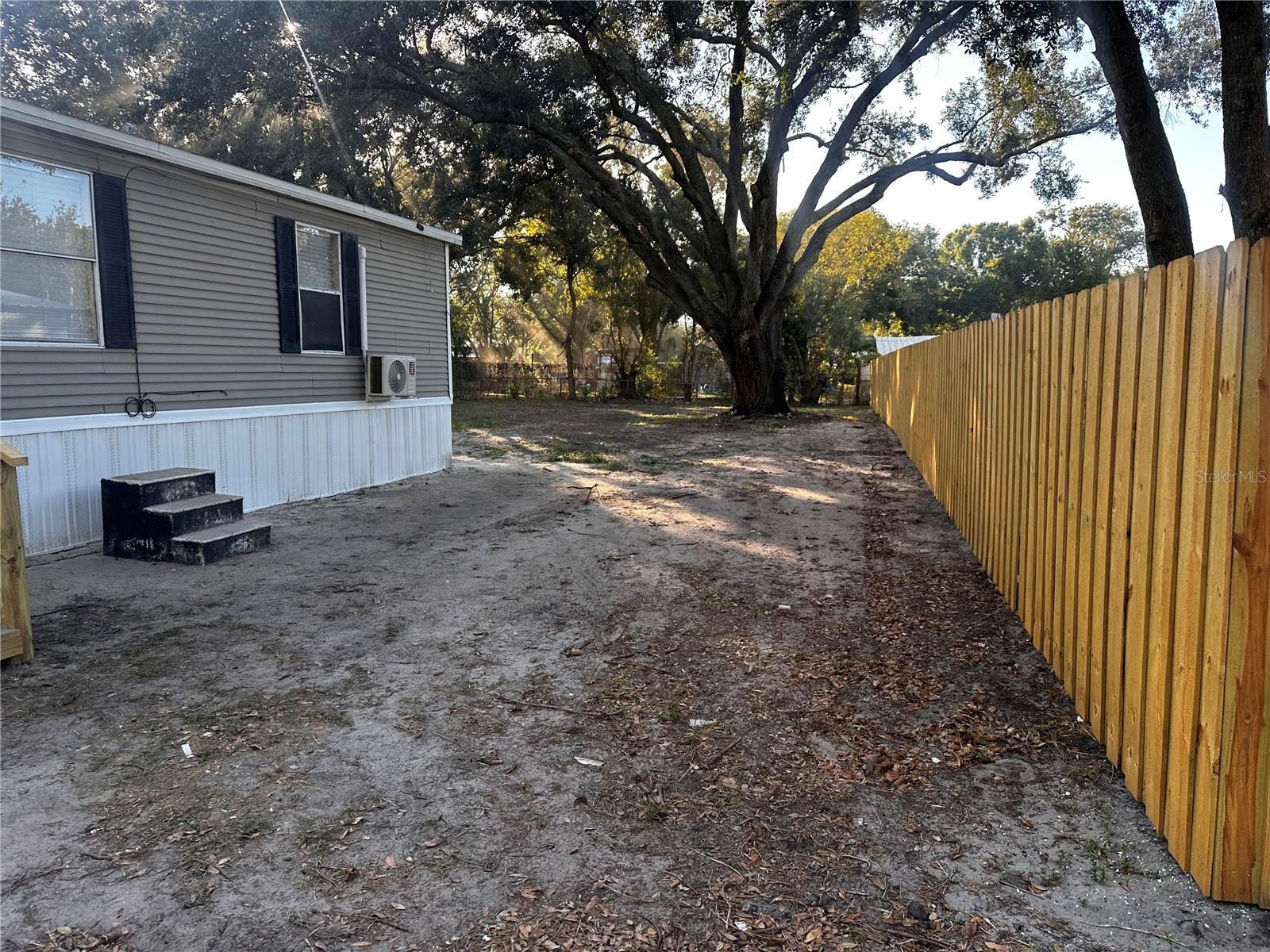 TROPICAL ACRES SOUTH UNIT 3 - Residential Lease