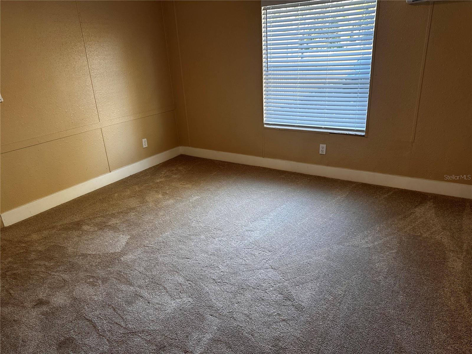 TROPICAL ACRES SOUTH UNIT 3 - Residential Lease