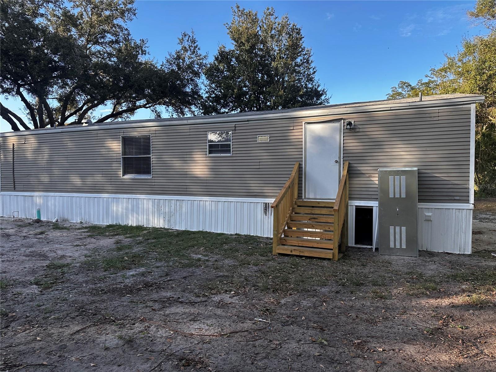 TROPICAL ACRES SOUTH UNIT 3 - Residential Lease