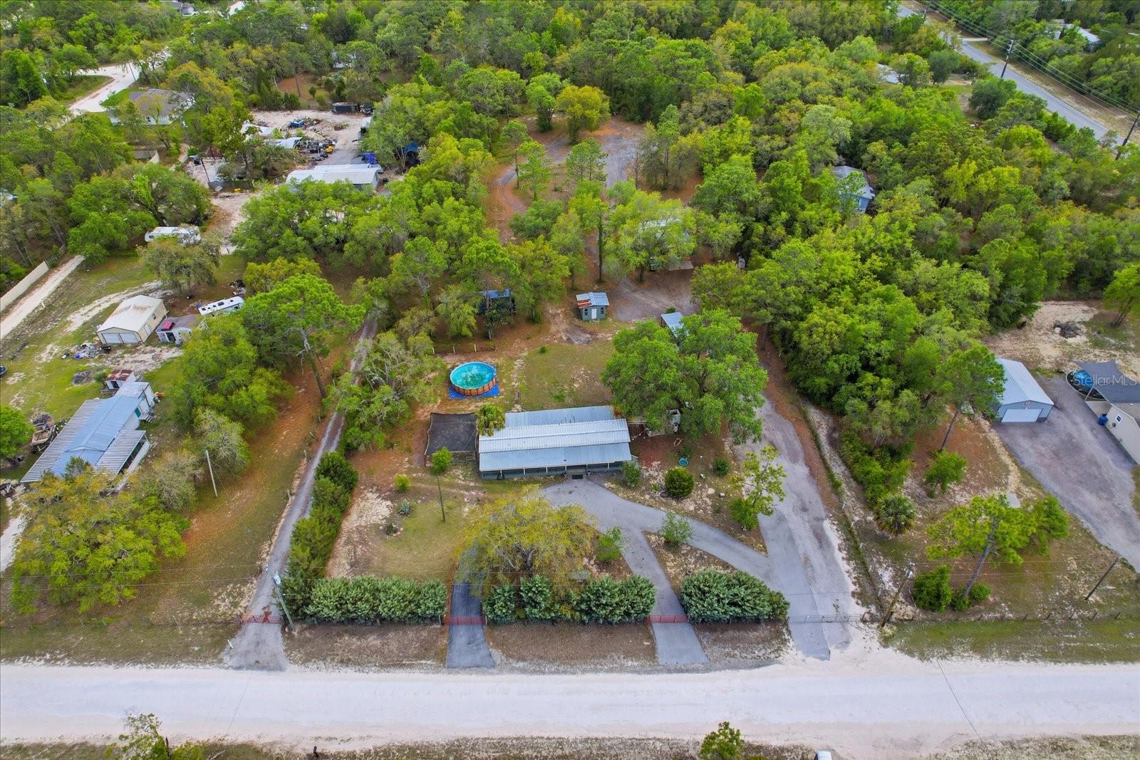 LEISURE RETREATS - Residential