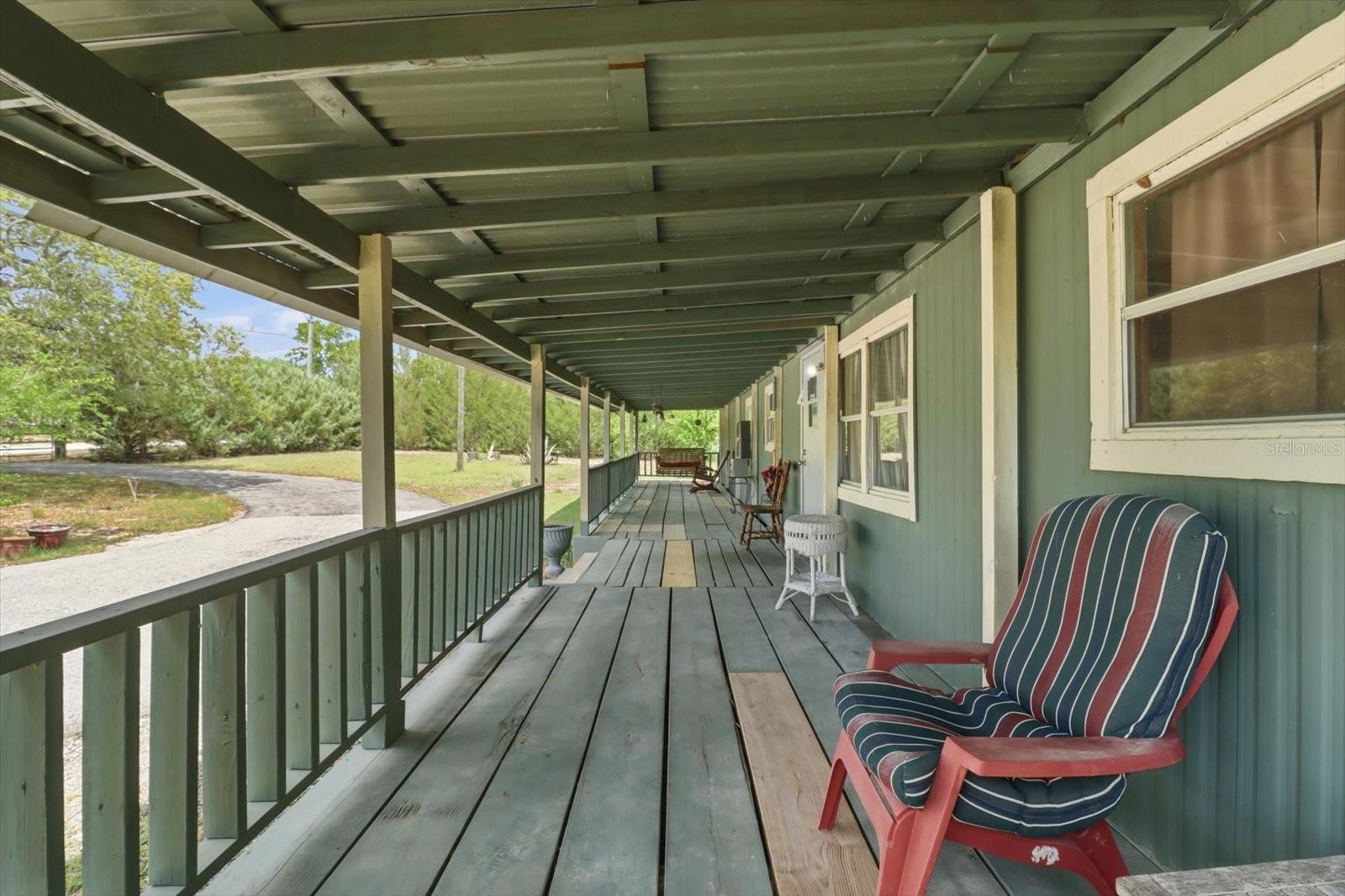 LEISURE RETREATS - Residential