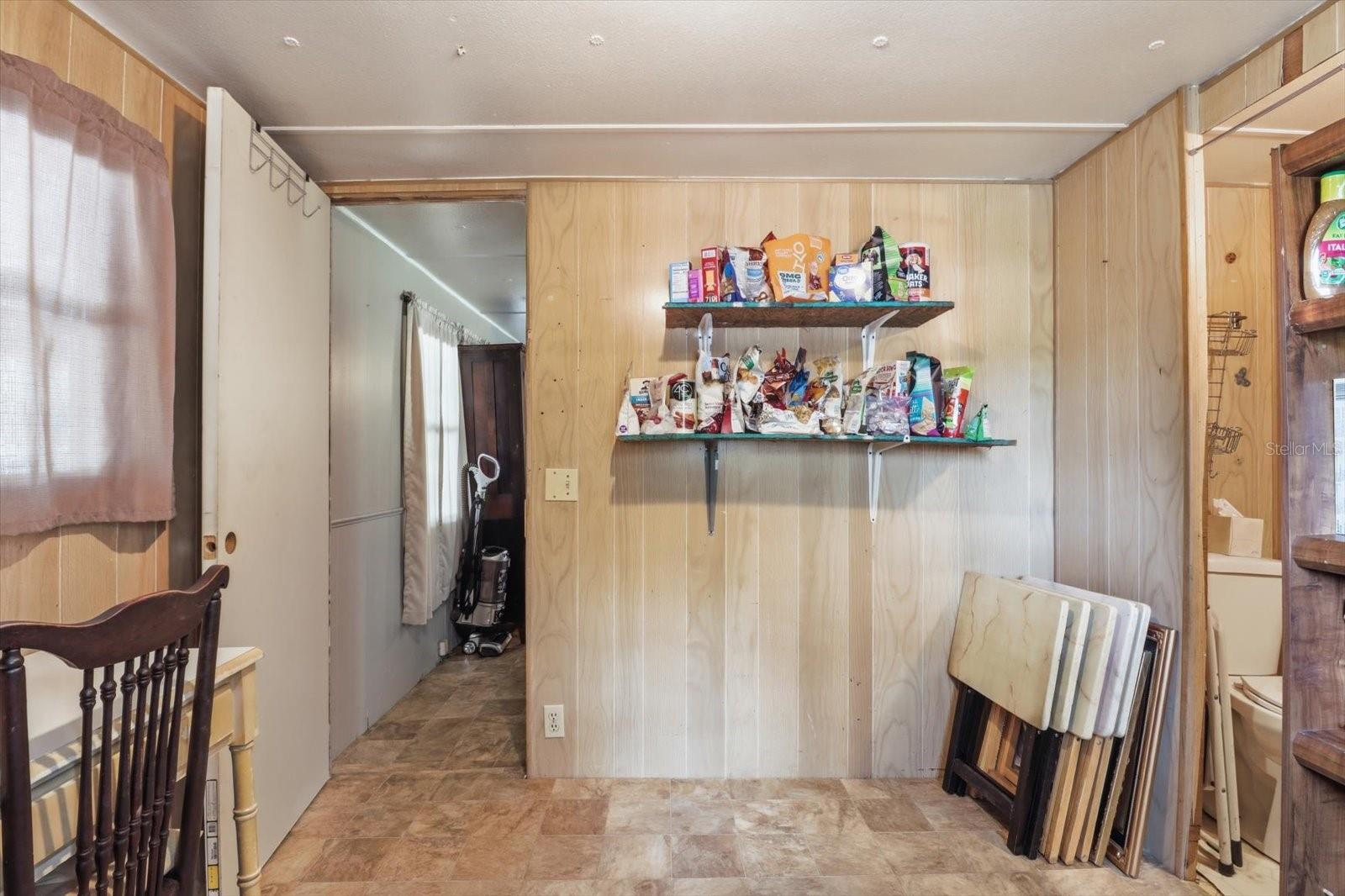 LEISURE RETREATS - Residential