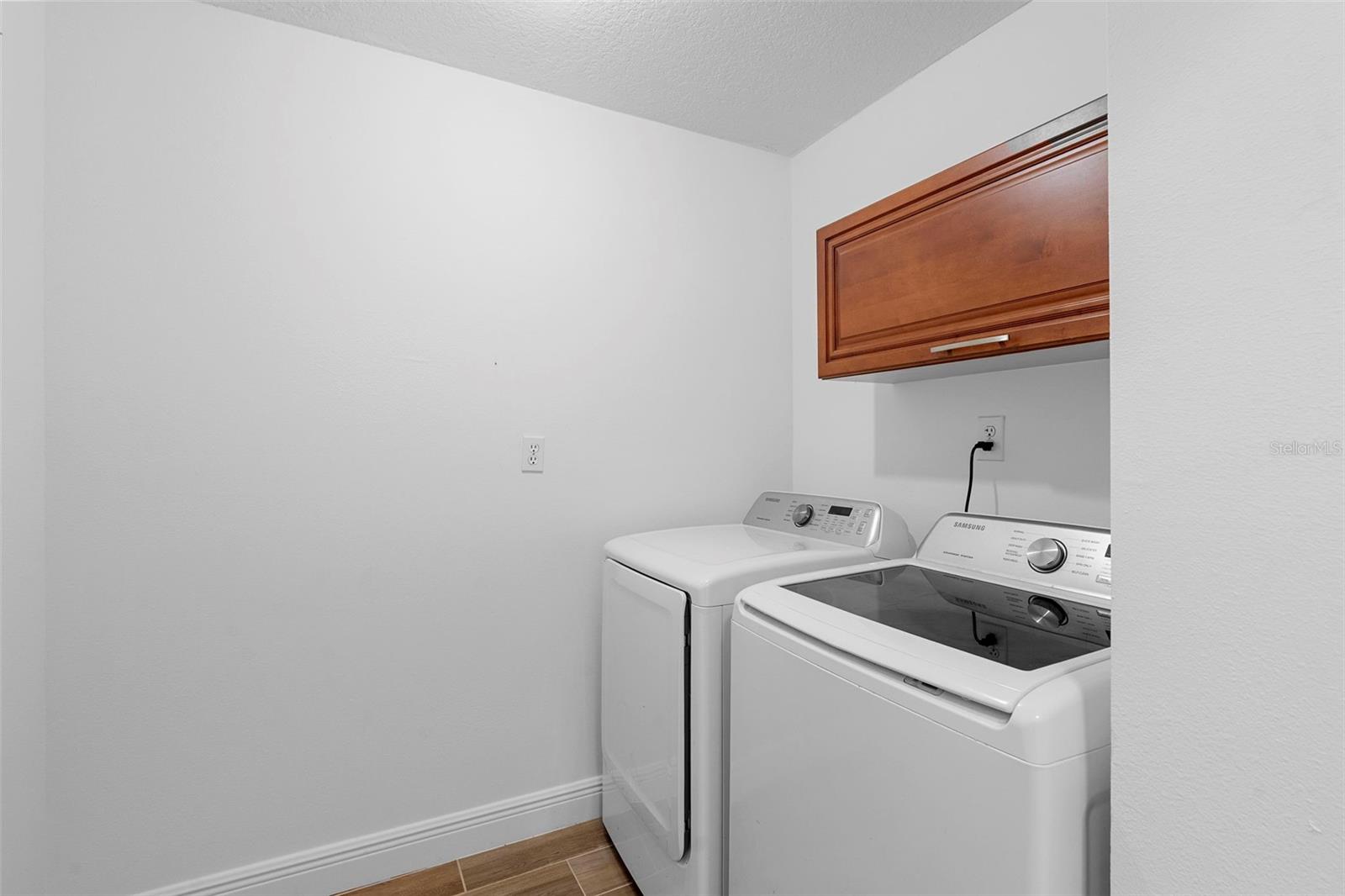 RUNNYMEDE NORTH HALF TOWN OF - Residential