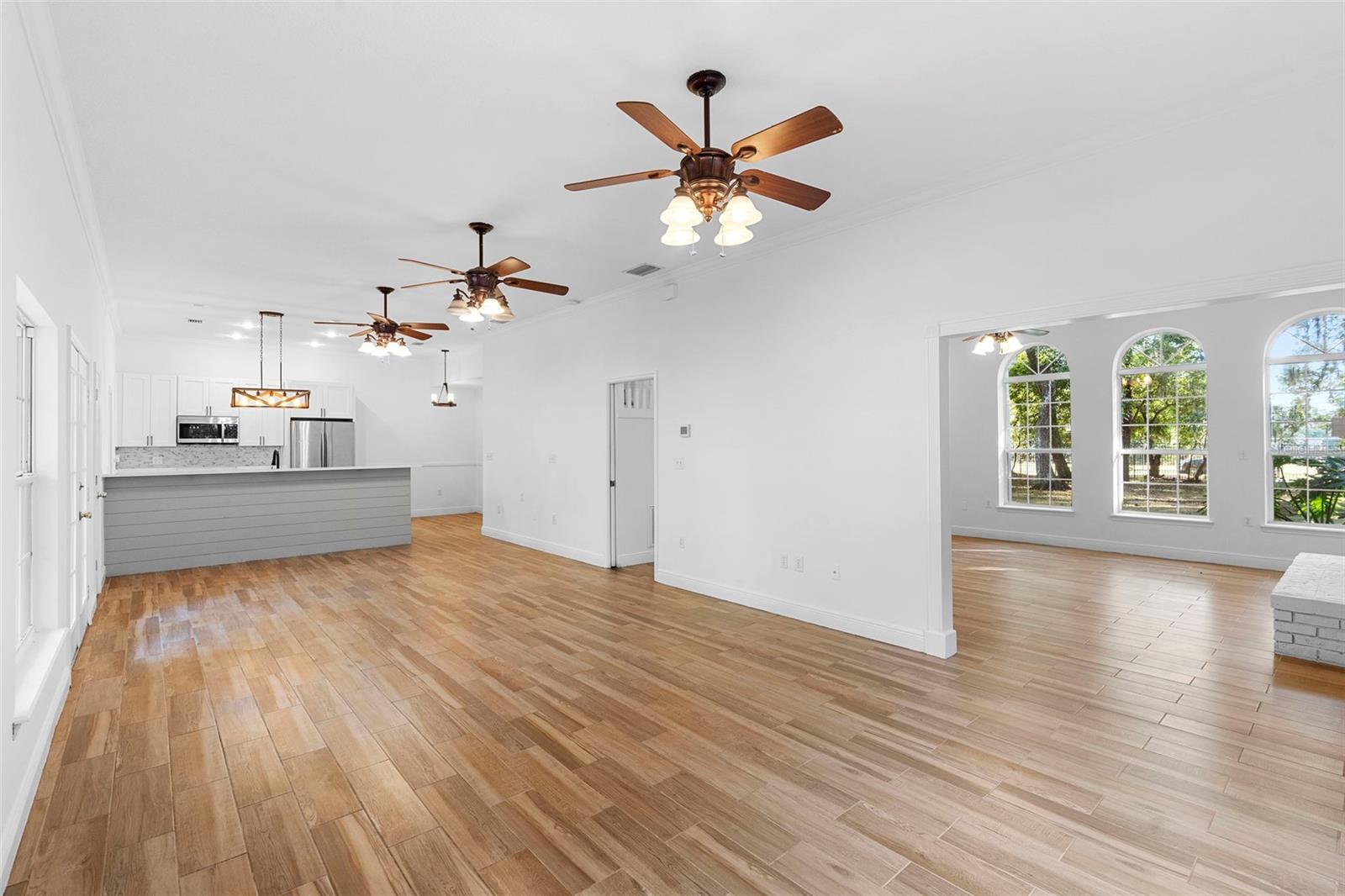 RUNNYMEDE NORTH HALF TOWN OF - Residential