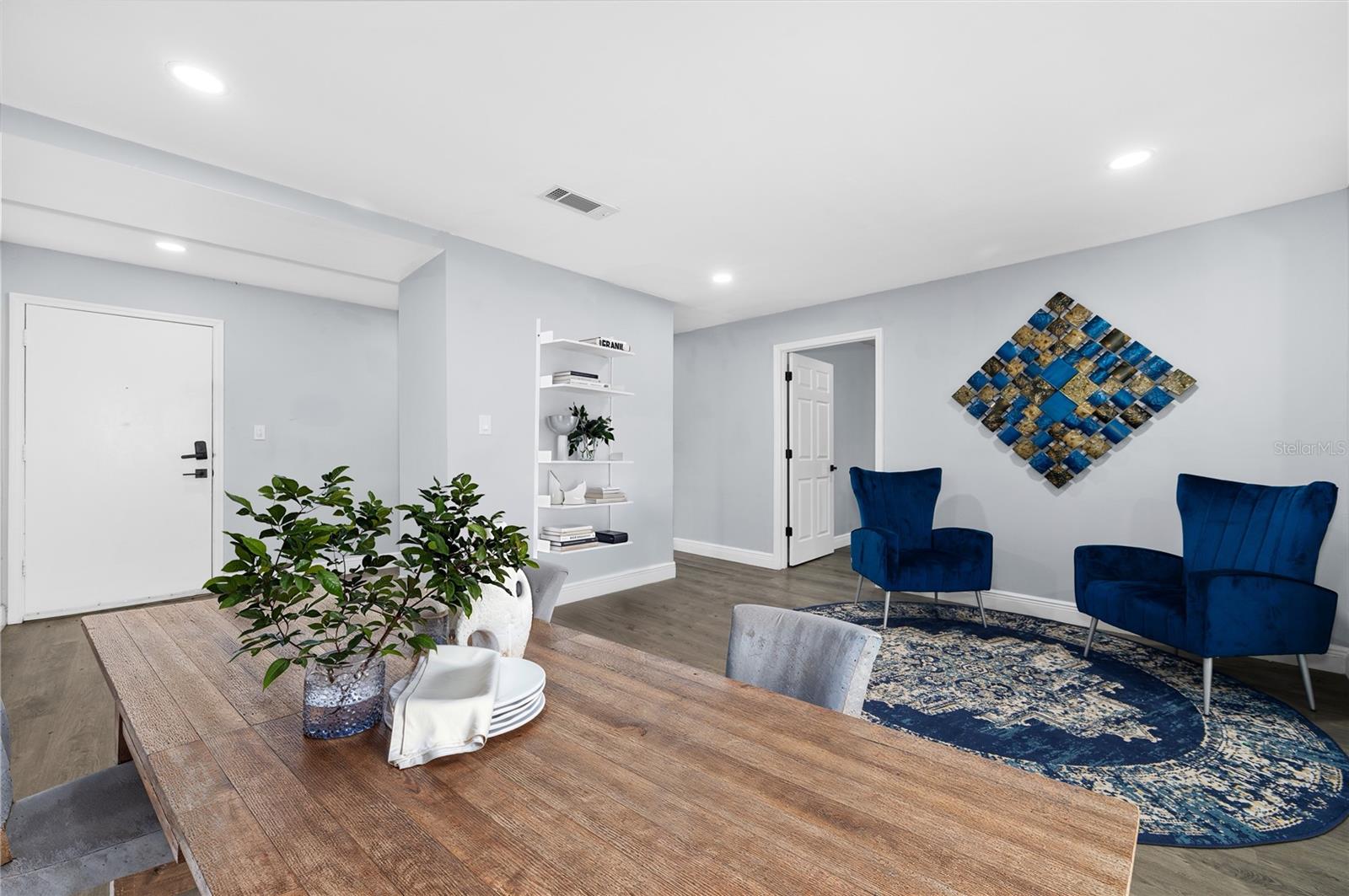 BIVENS LAKE ESTATE S - Residential