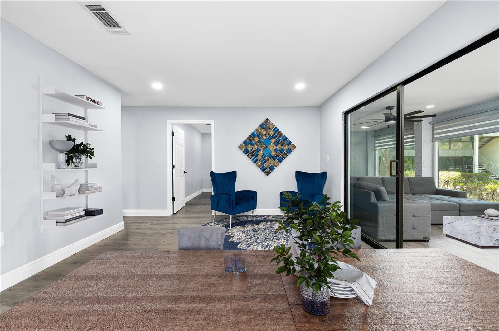 BIVENS LAKE ESTATE S - Residential