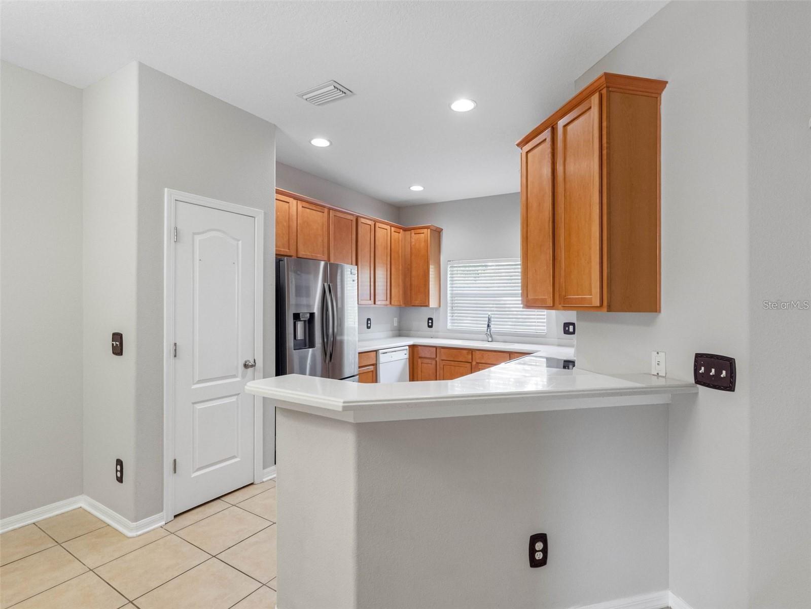 AVELAR CREEK SOUTH - Residential Lease