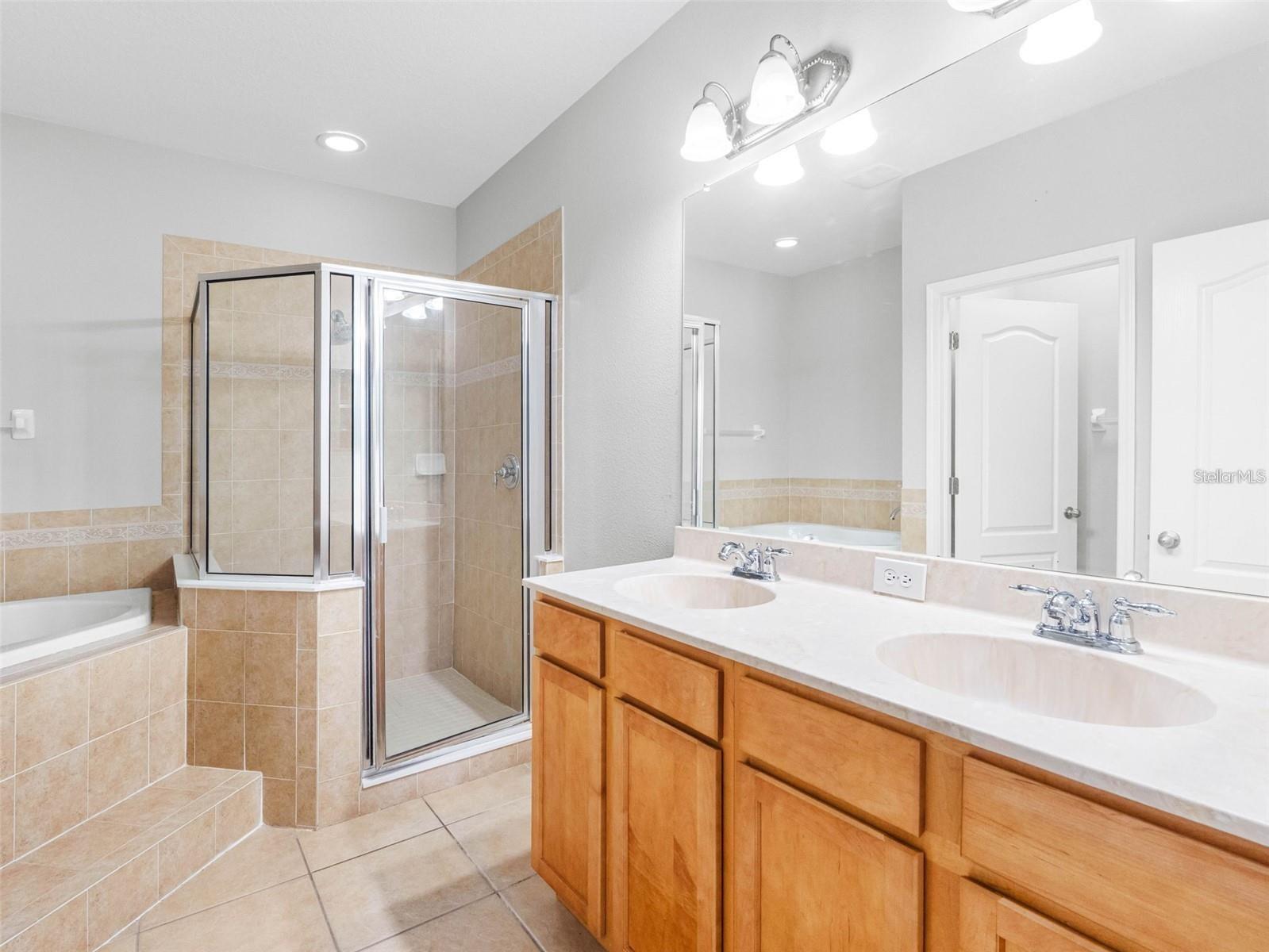 AVELAR CREEK SOUTH - Residential Lease