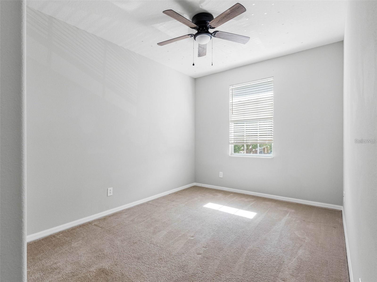 AVELAR CREEK SOUTH - Residential Lease