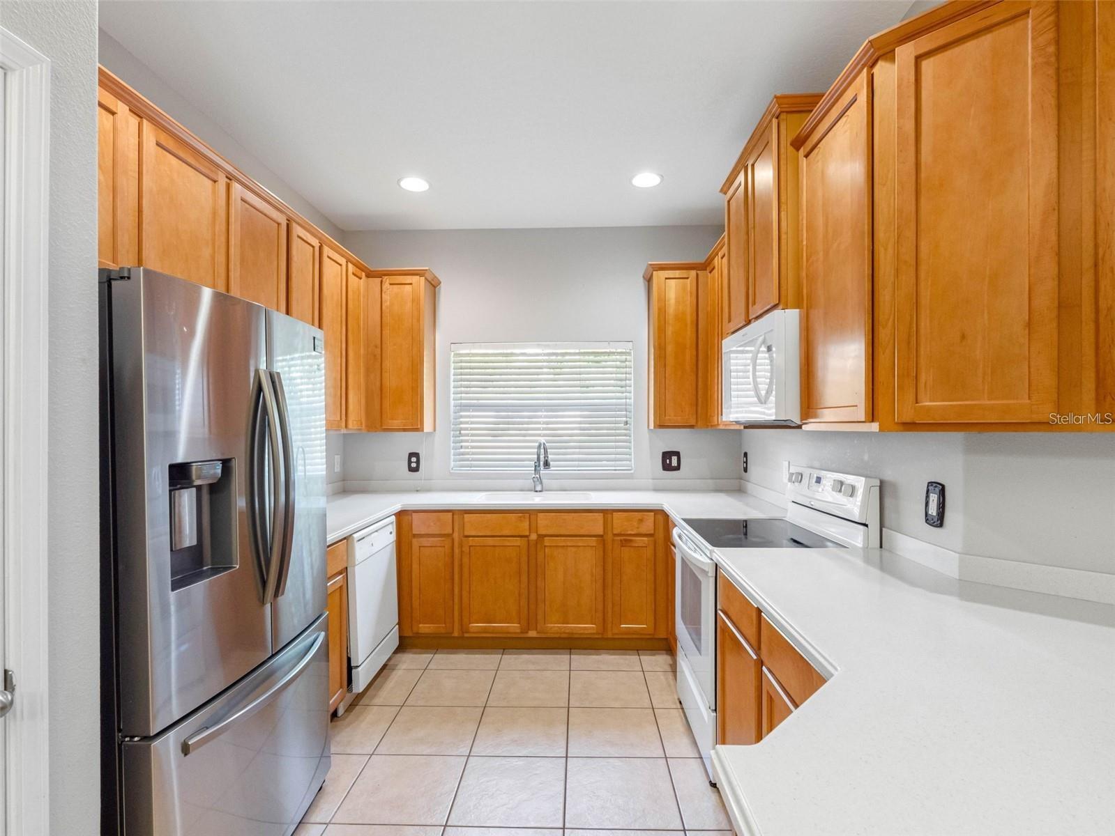 AVELAR CREEK SOUTH - Residential Lease