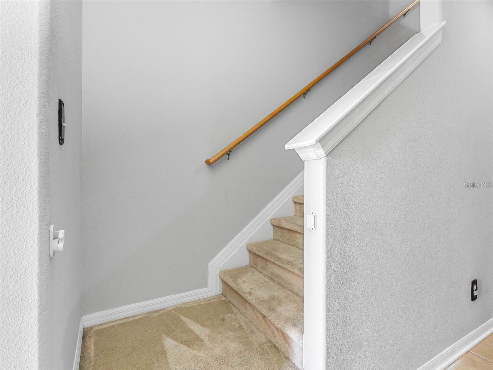 AVELAR CREEK SOUTH - Residential Lease