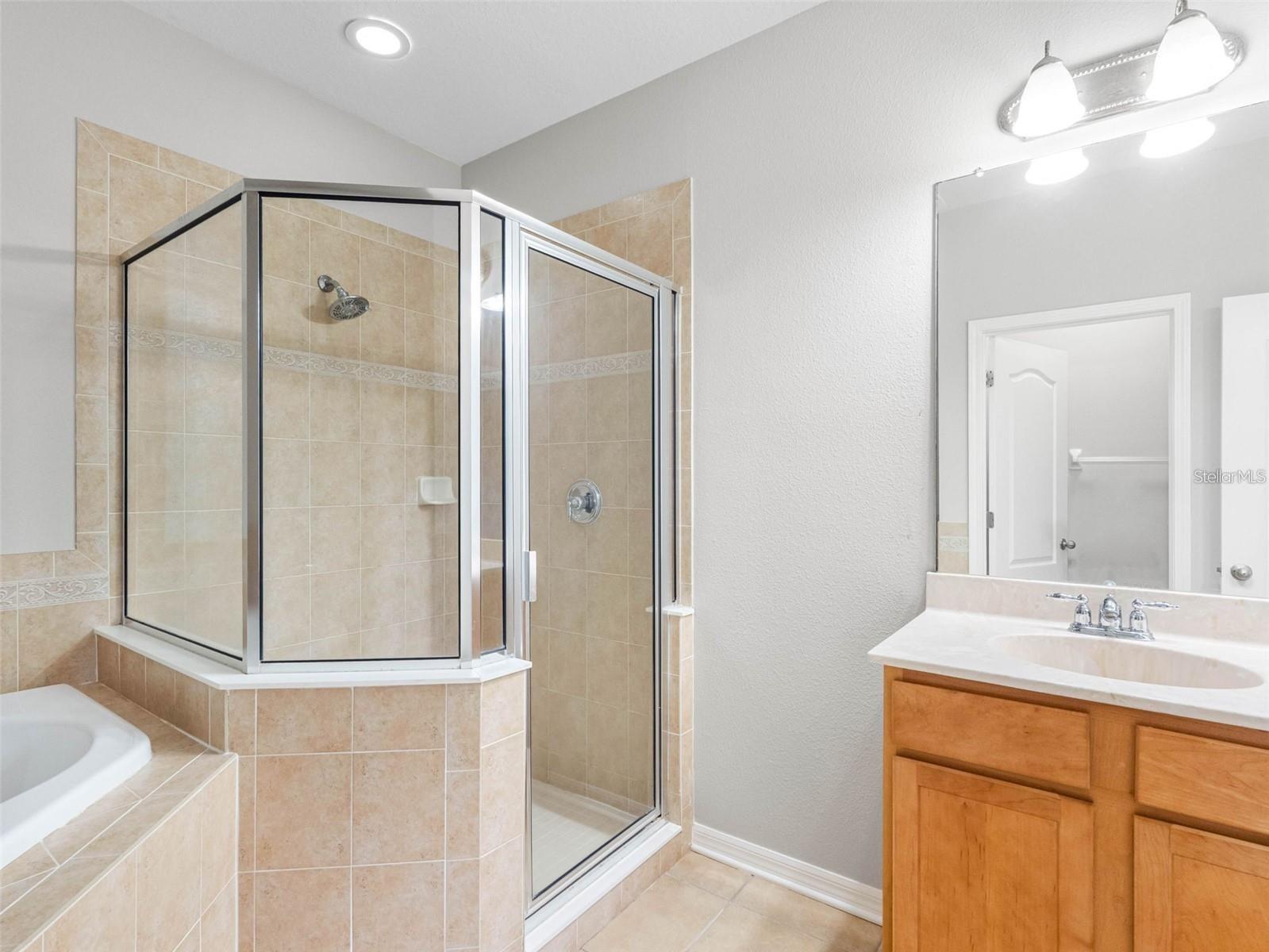 AVELAR CREEK SOUTH - Residential Lease