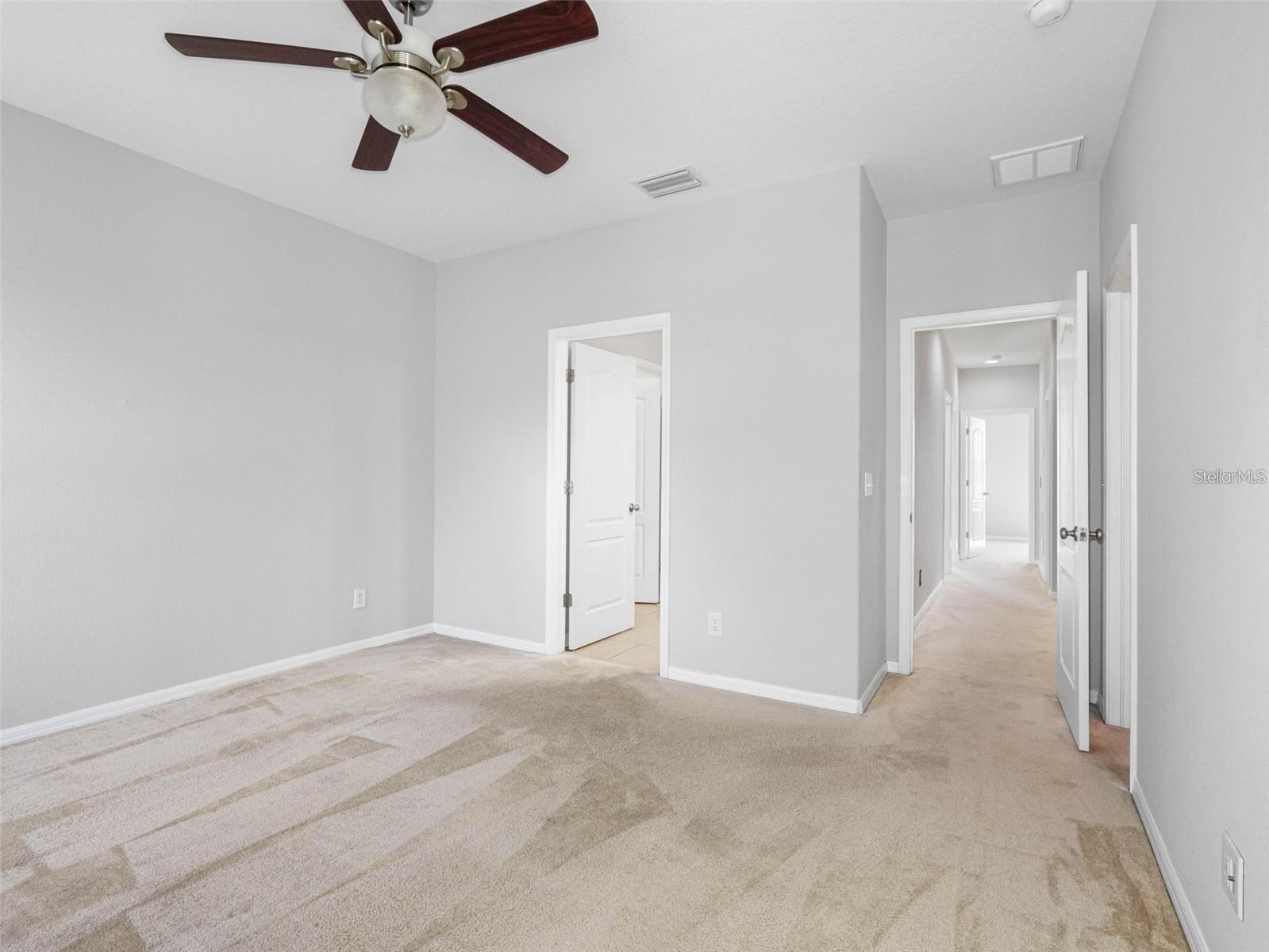 AVELAR CREEK SOUTH - Residential Lease