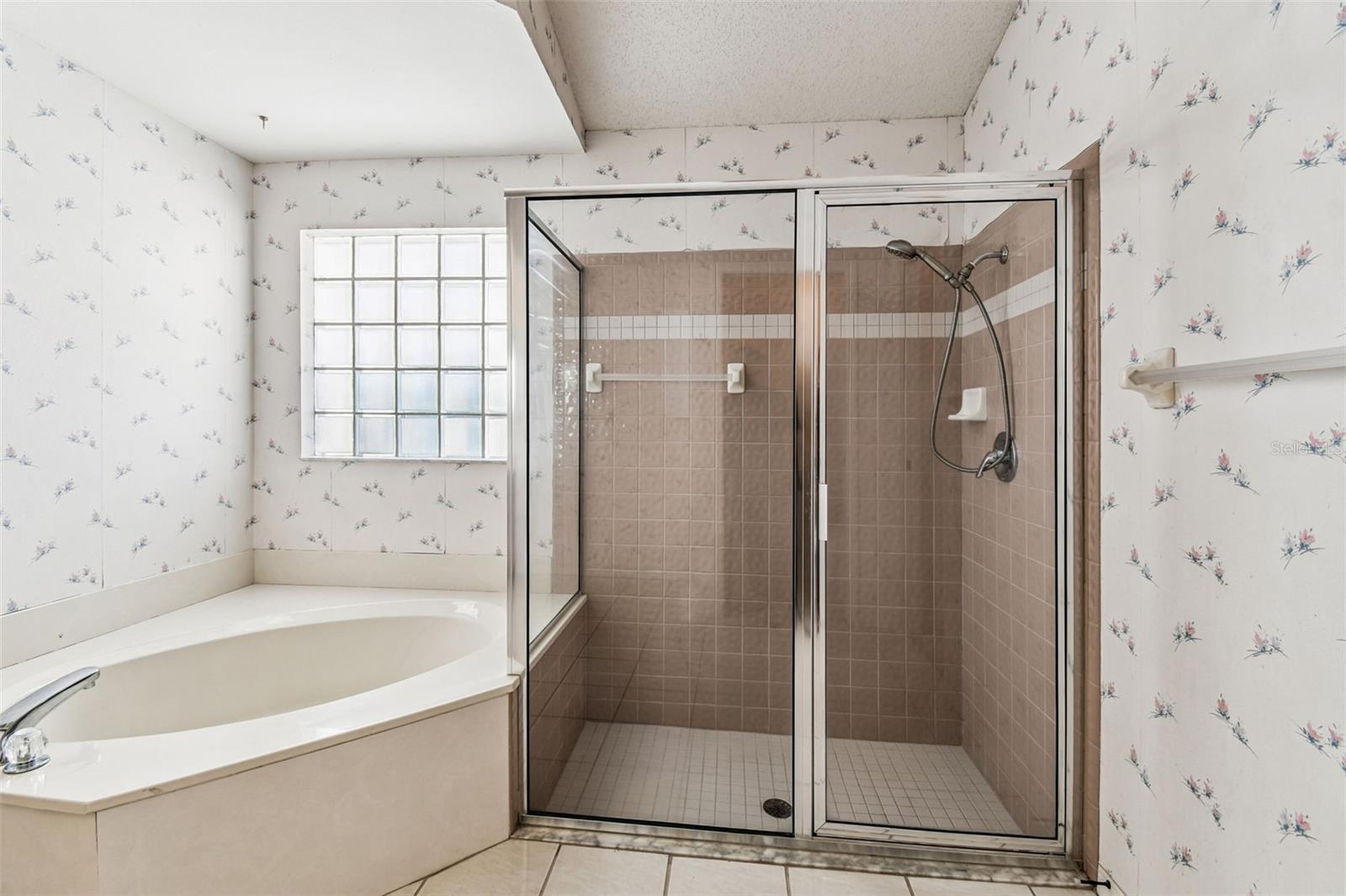 SUN CITY CENTER UNIT 162 PH - Residential