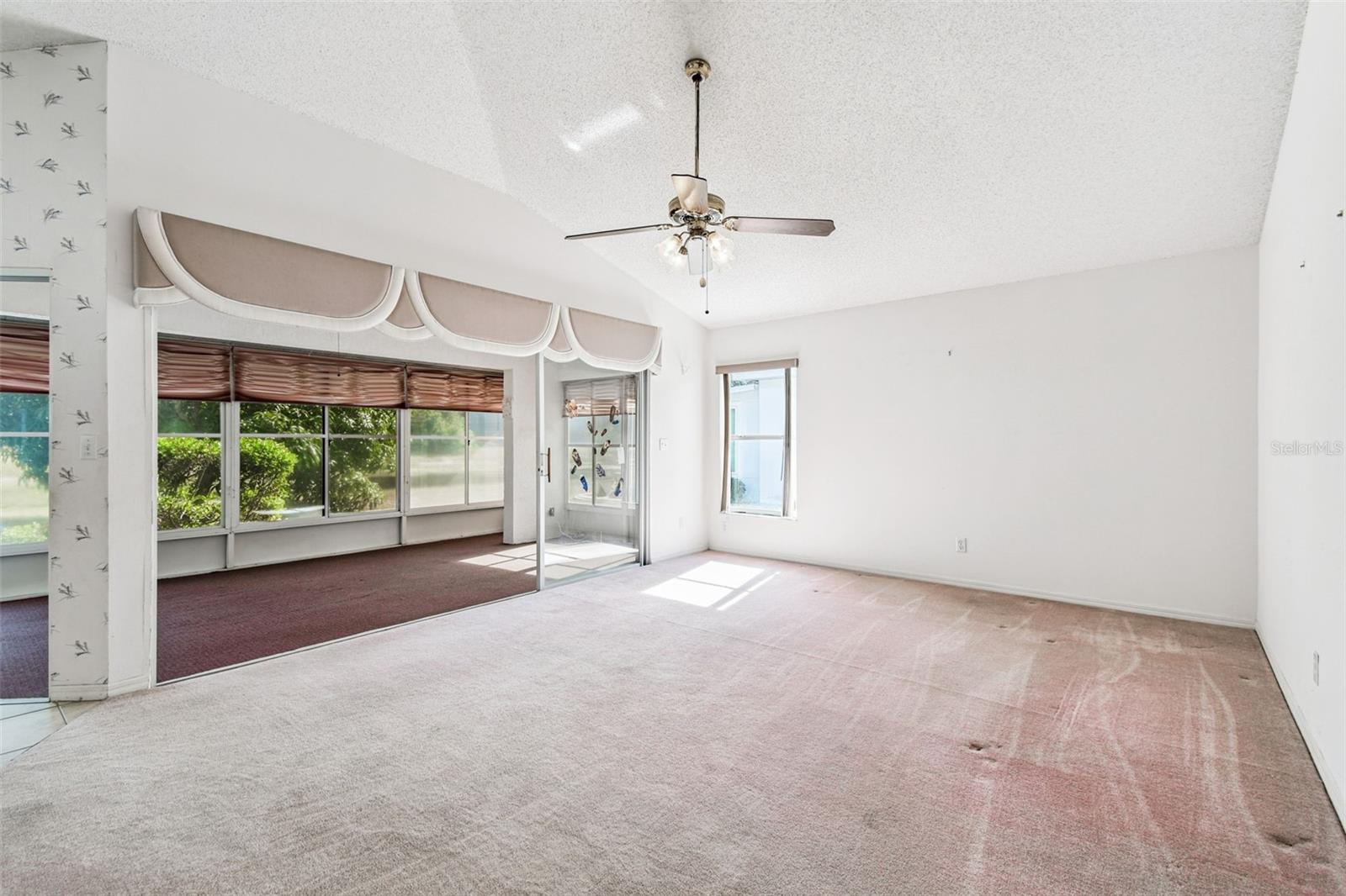 SUN CITY CENTER UNIT 162 PH - Residential