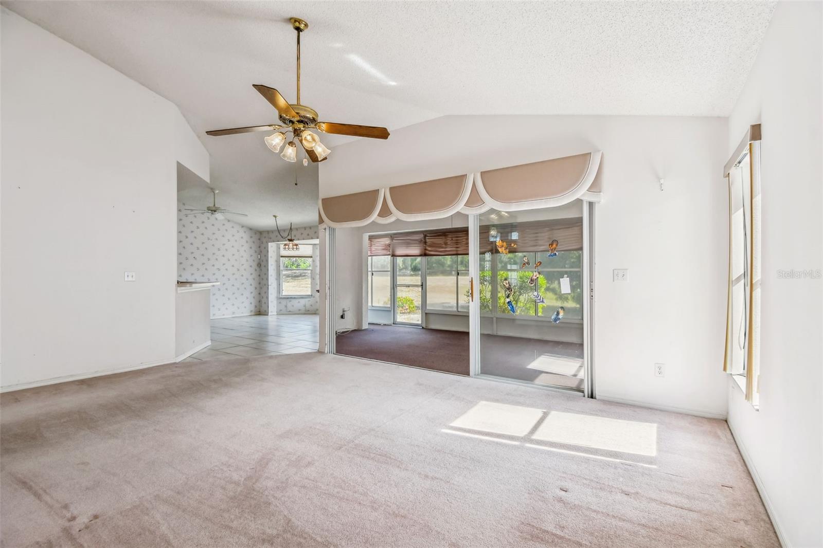 SUN CITY CENTER UNIT 162 PH - Residential