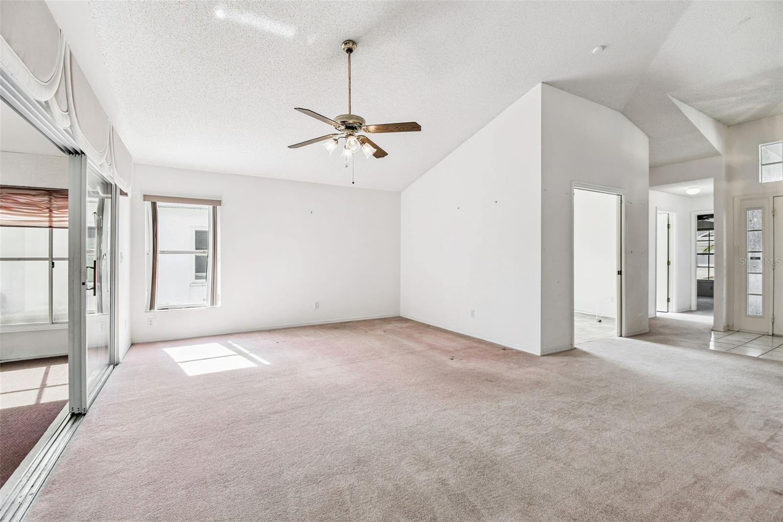 SUN CITY CENTER UNIT 162 PH - Residential