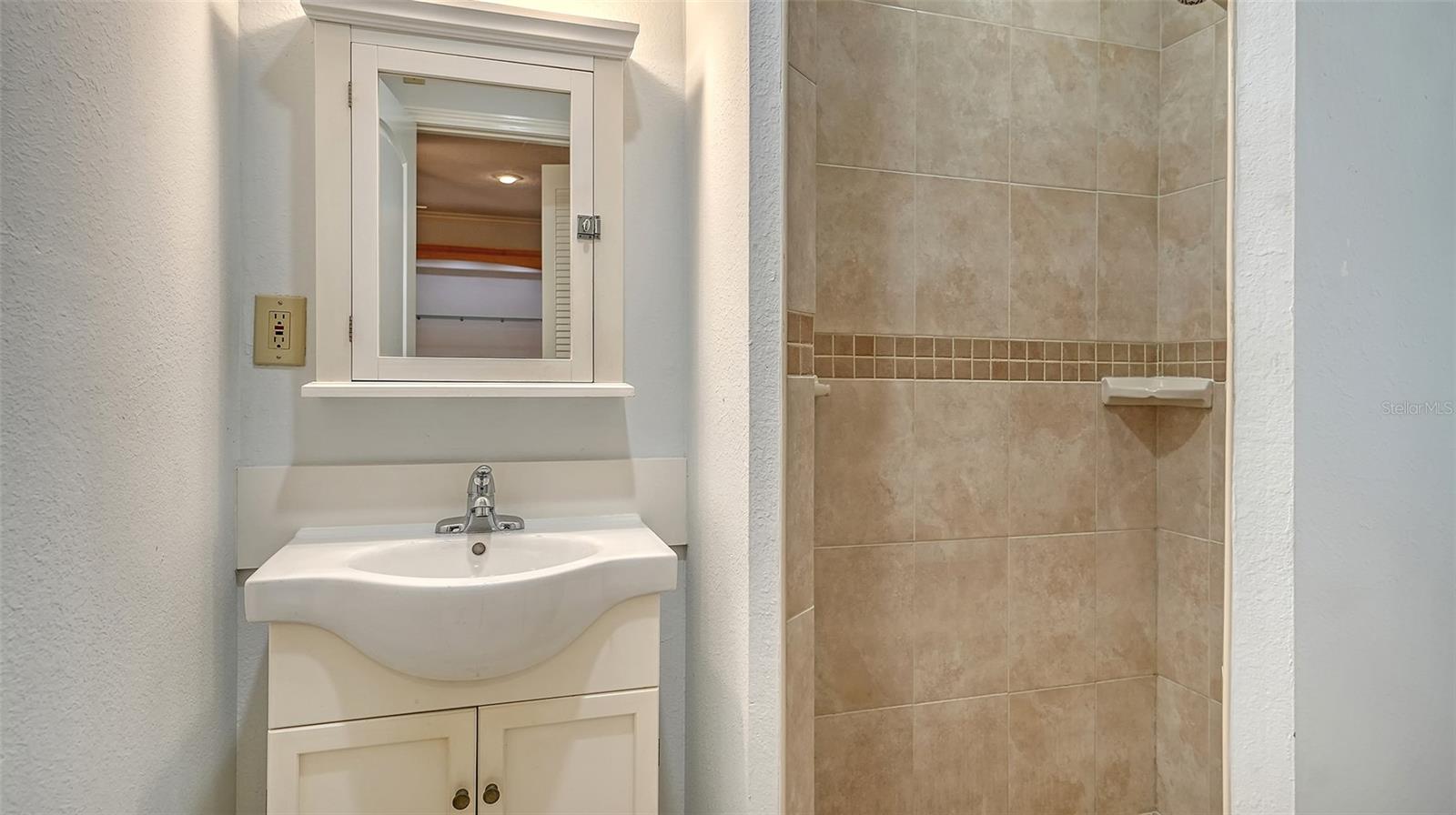 WELLS BAY HARBOR SEC A - Residential