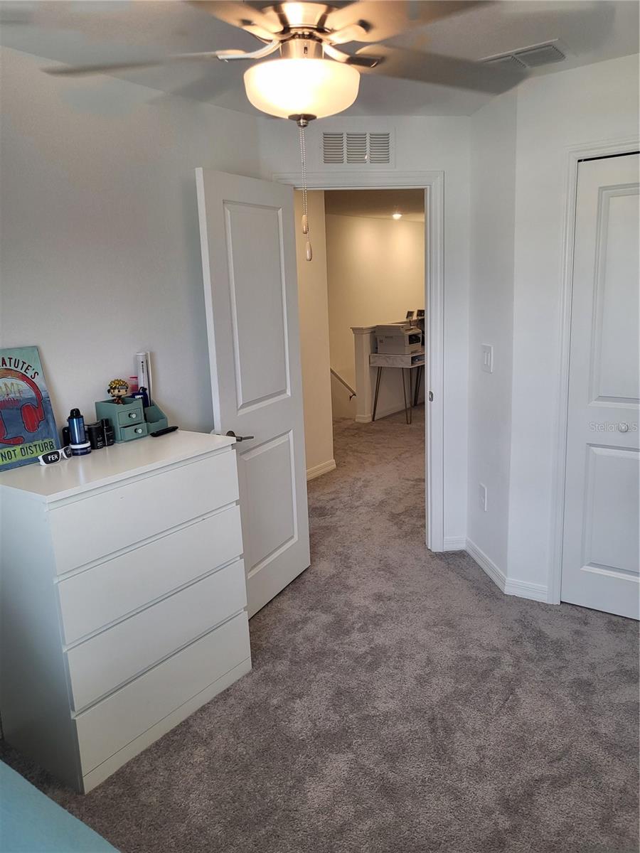 ABBOTT SQUARE PH 2 - Residential Lease