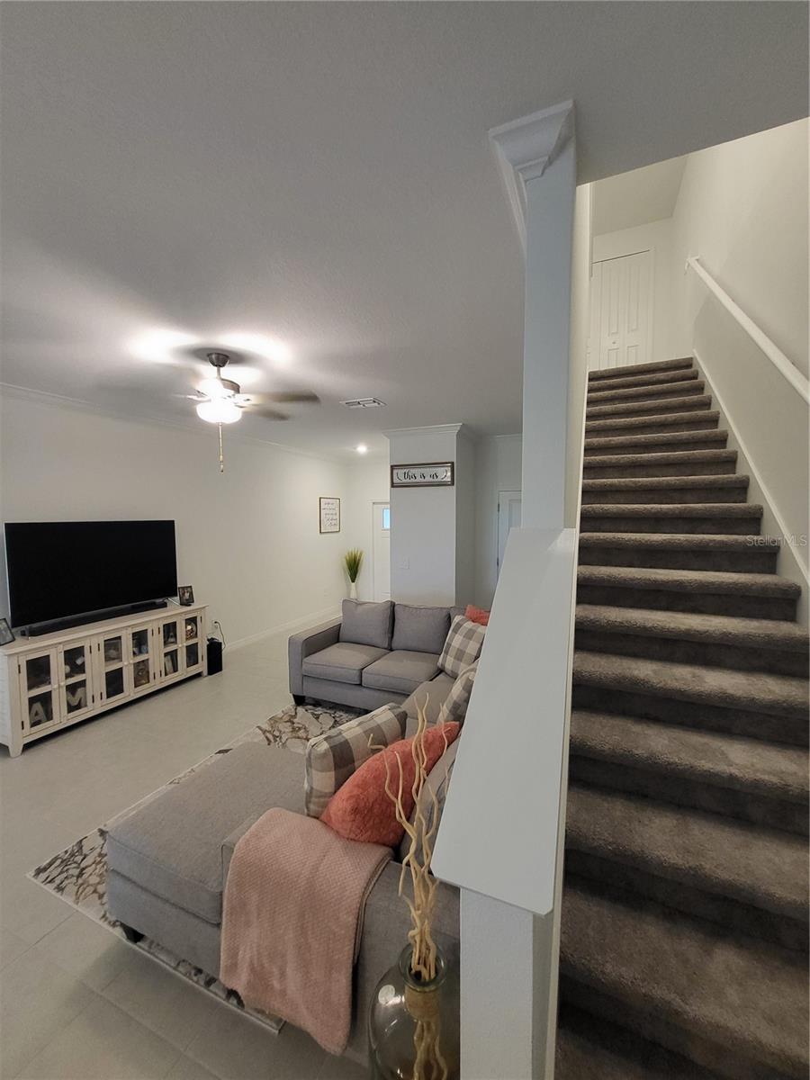 ABBOTT SQUARE PH 2 - Residential Lease