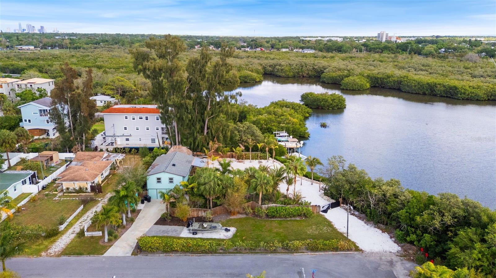 BRUNSON-DOWELL SUB 1 - Residential