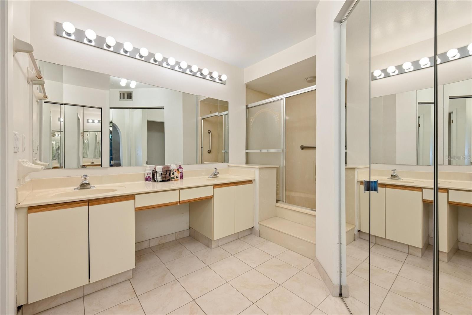 RAINTREE VILLAGE CONDO - Residential