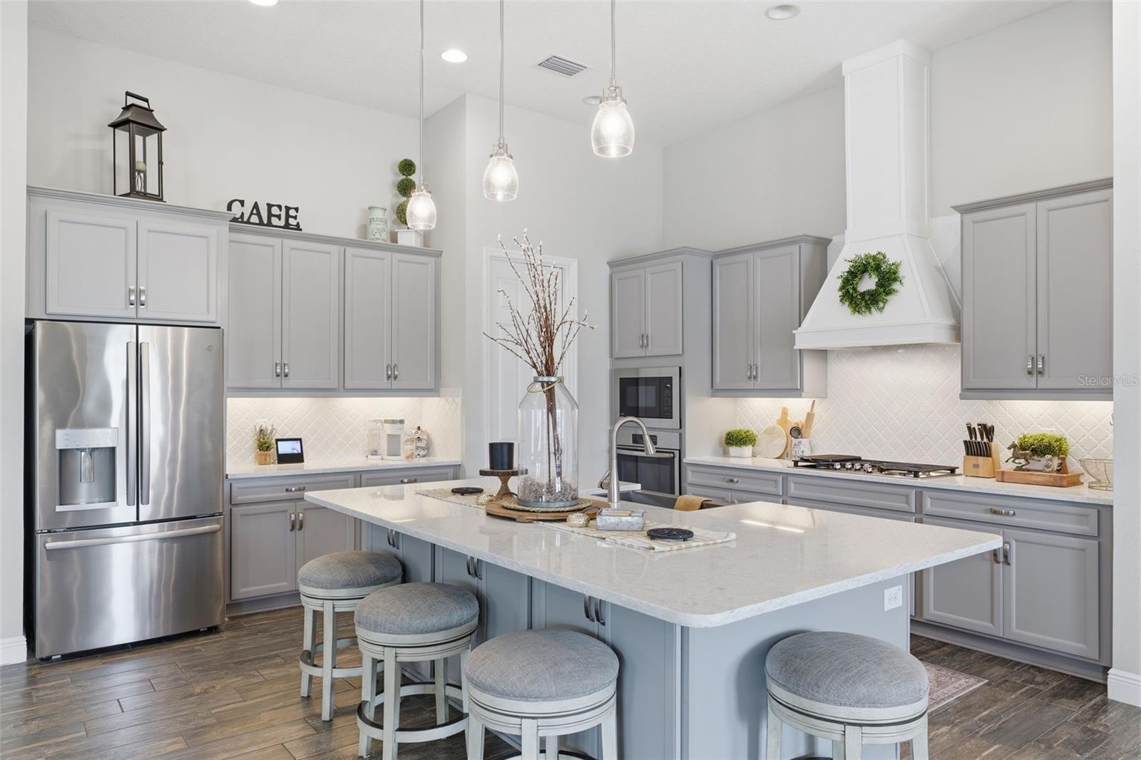 LAKESHORE RANCH PH I - Residential