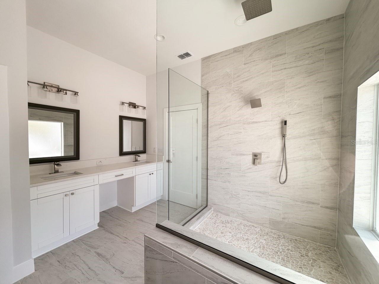 SEASIDE ASSEMBLY - Residential