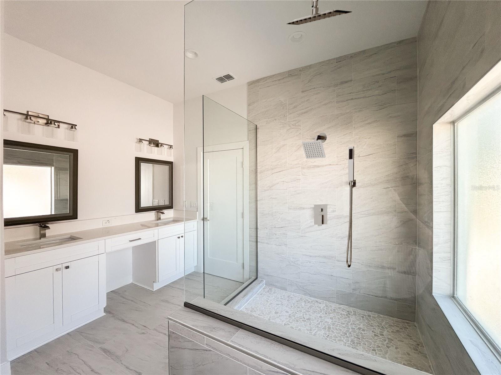 SEASIDE ASSEMBLY - Residential