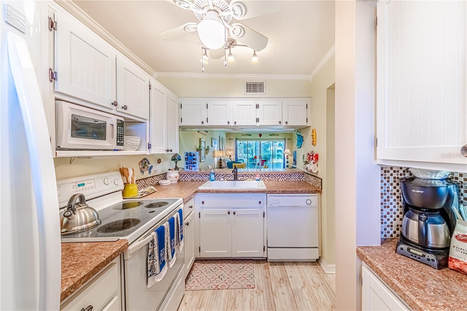 WESTCHESTER GARDEN & PLAN - Residential Lease